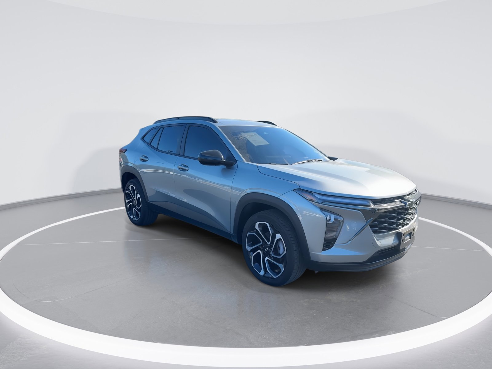 Used 2024 Chevrolet Trax RS w/ Sunroof Package image 2