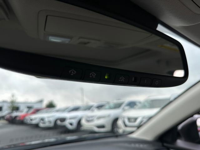 Used 2017 MAZDA MAZDA3 Grand Touring w/ Premium Equipment Package FWD image 30