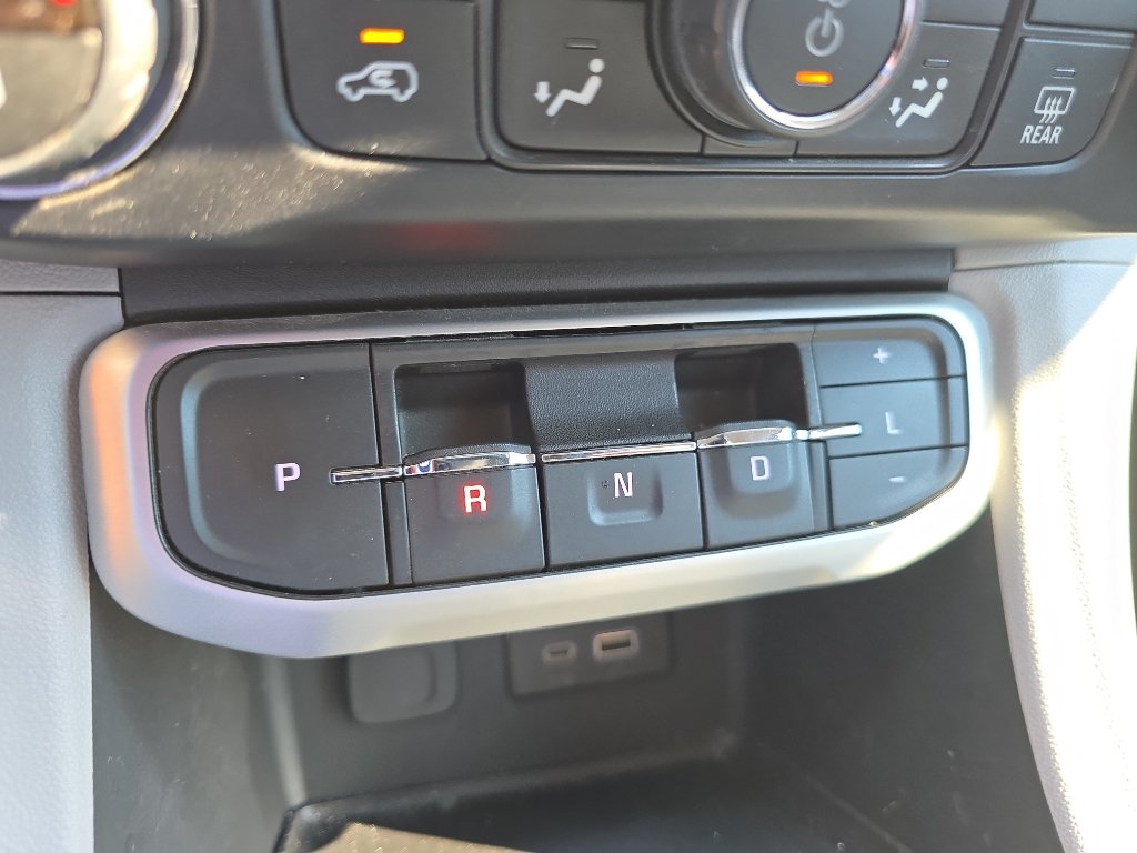 Used 2023 GMC Acadia SLT w/ Preferred Package FWD image 26