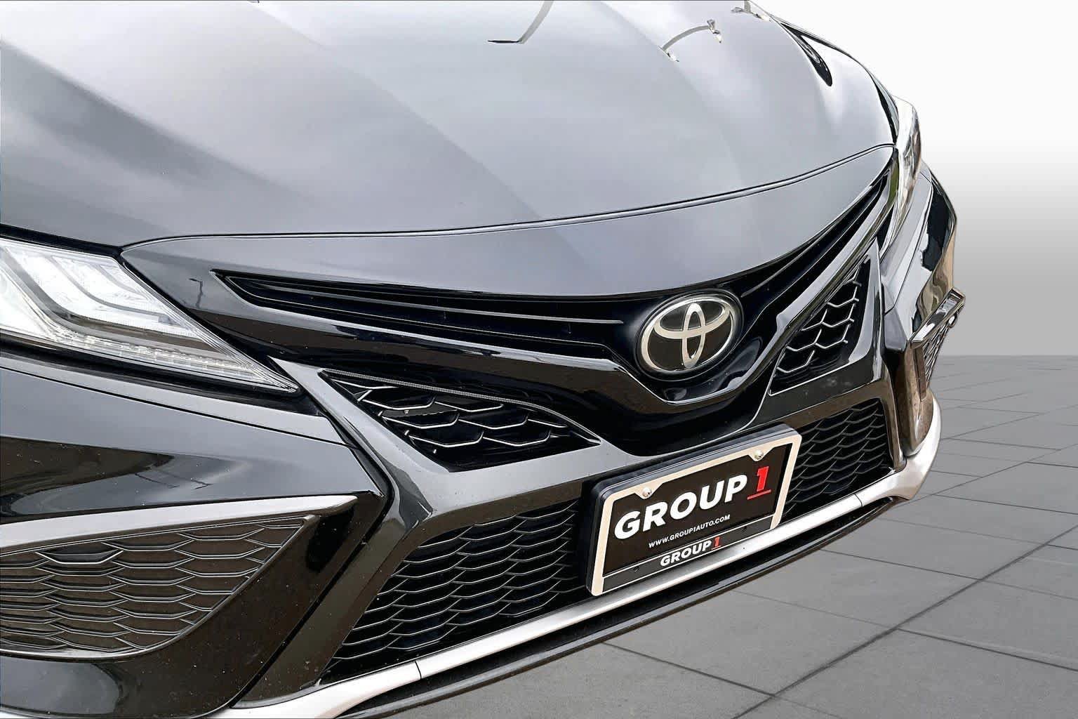 Used 2022 Toyota Camry XSE FWD image 35