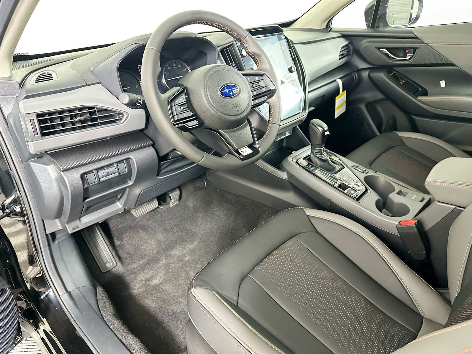 New 2025 Subaru Crosstrek 2.5i Limited w/ Popular Package #3A image 9