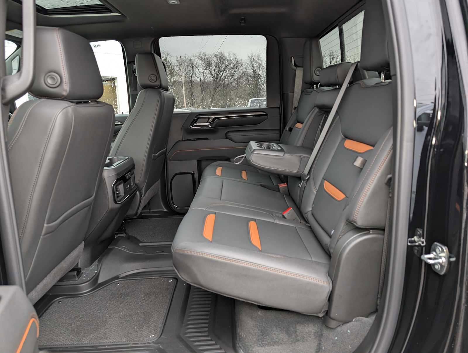 New 2026 GMC Sierra 2500 AT4 w/ Technology Package image 21