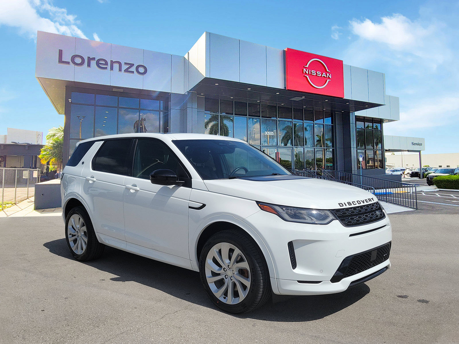 Used 2023 Land Rover Discovery Sport S R-Dynamic AWD/4WD image 3