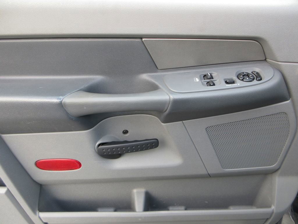 Used 2008 Dodge Ram 2500 Truck ST image 16