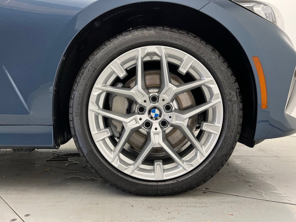 Certified 2026 BMW 330i xDrive Sedan w/ Convenience Package AWD/4WD image 23