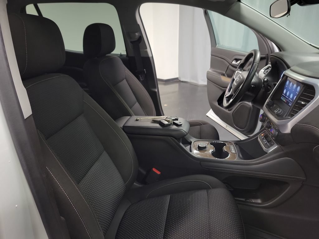 Used 2023 GMC Acadia SLE FWD image 34
