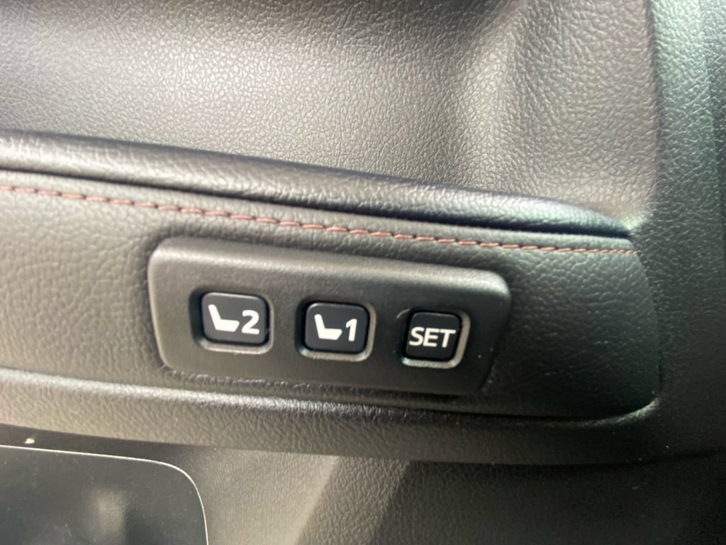 Used 2023 Toyota 4Runner Limited AWD/4WD image 27