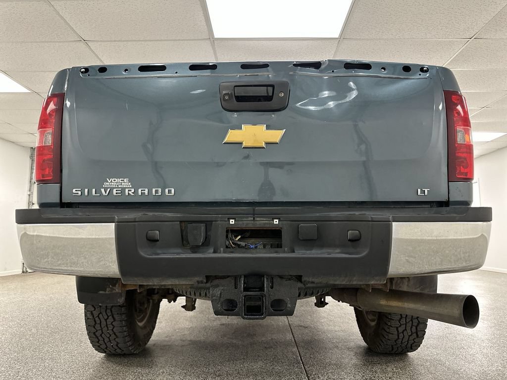 Used 2014 Chevrolet Silverado 2500 LT w/ Interior Plus Package AWD/4WD image 28