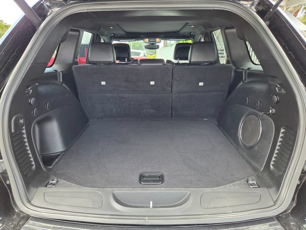Used 2021 Jeep Grand Cherokee Limited X RWD image 9
