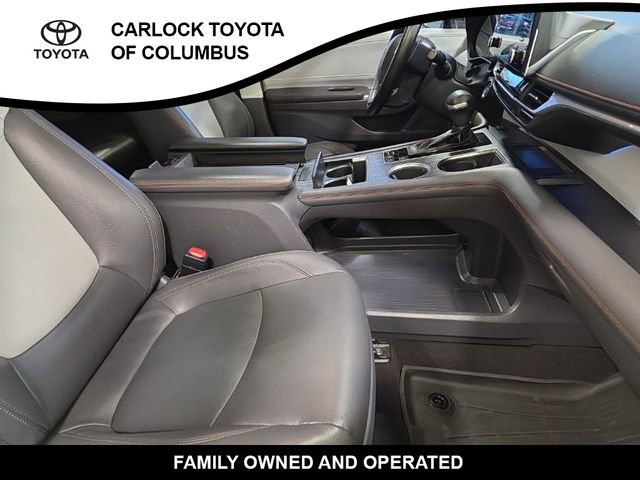 Used 2021 Toyota Sienna XSE w/ XSE Plus Package image 21