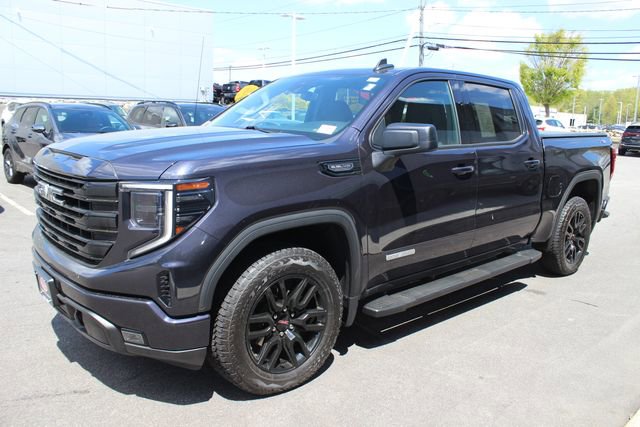 Used 2024 GMC Sierra 1500 Elevation AWD/4WD image 2