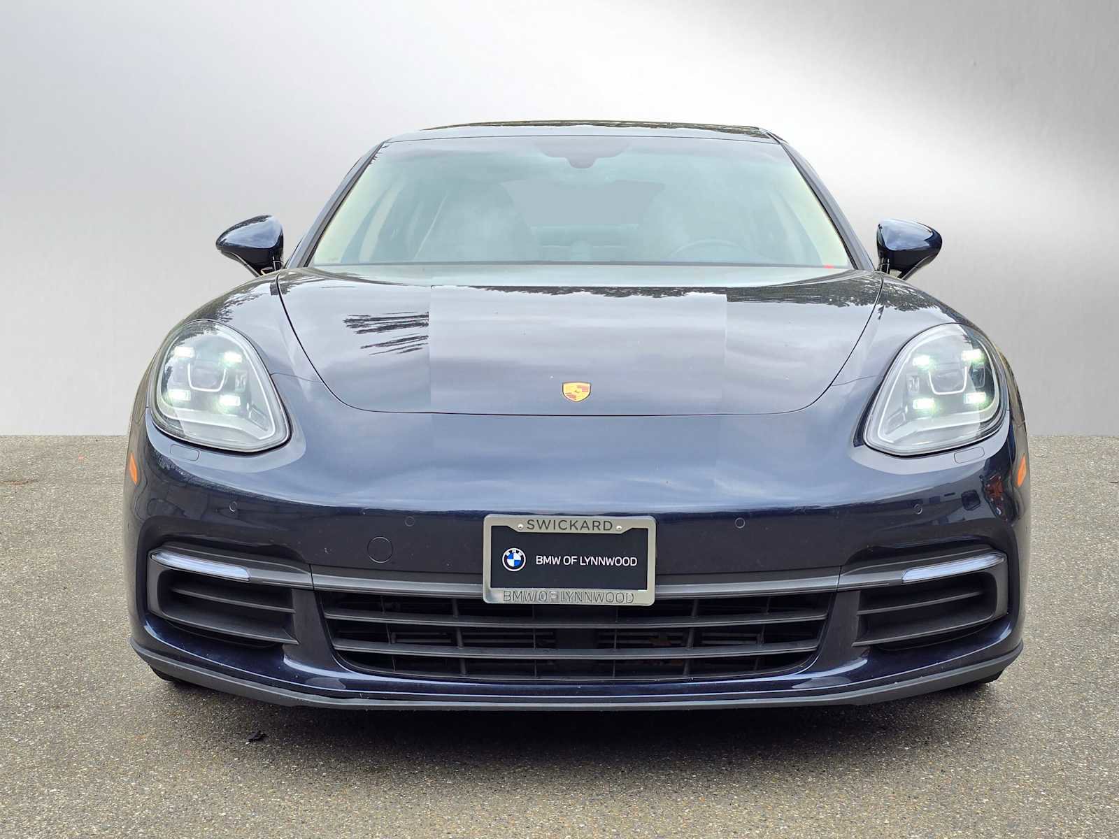 Used 2020 Porsche Panamera 4 AWD/4WD image 8