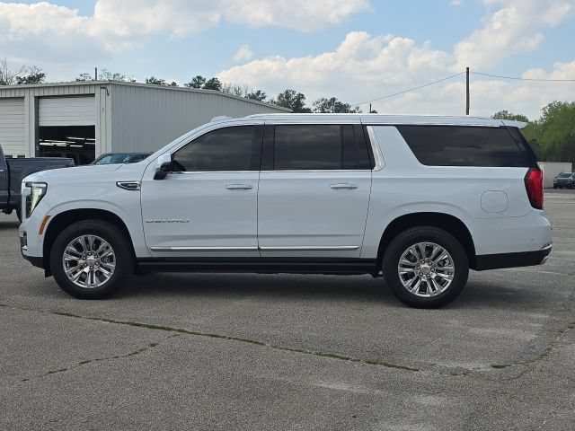 Used 2026 GMC Yukon XL Denali w/ Sun & Power Step Package AWD/4WD image 2