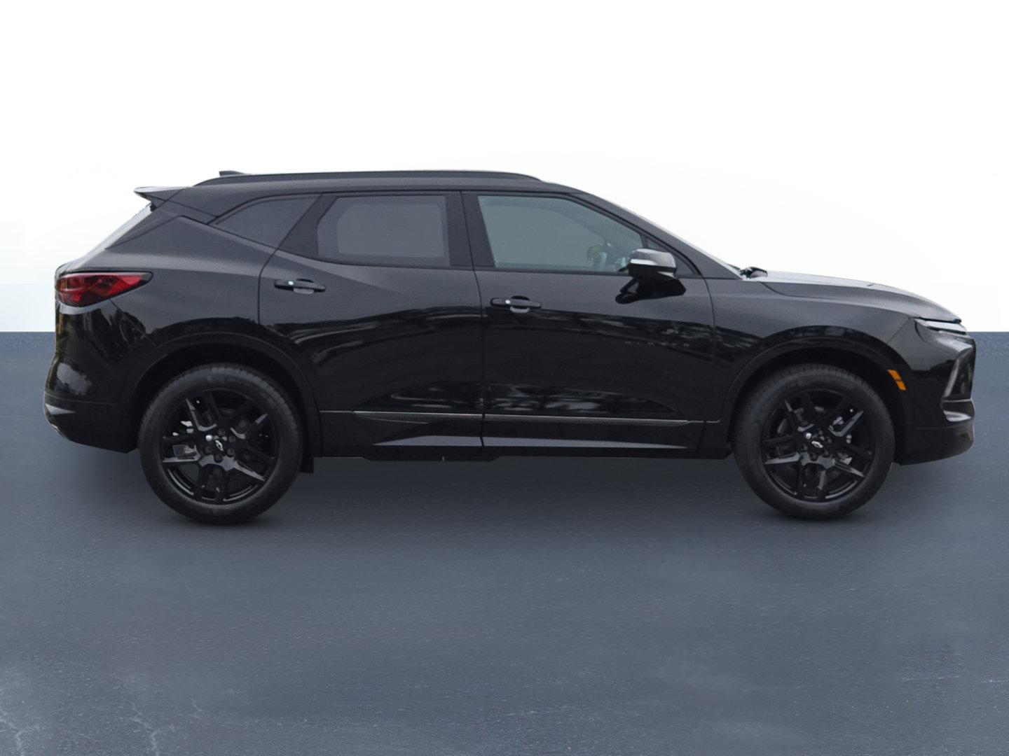 New 2026 Chevrolet Blazer RS w/ Driver Confidence II Package FWD image 4