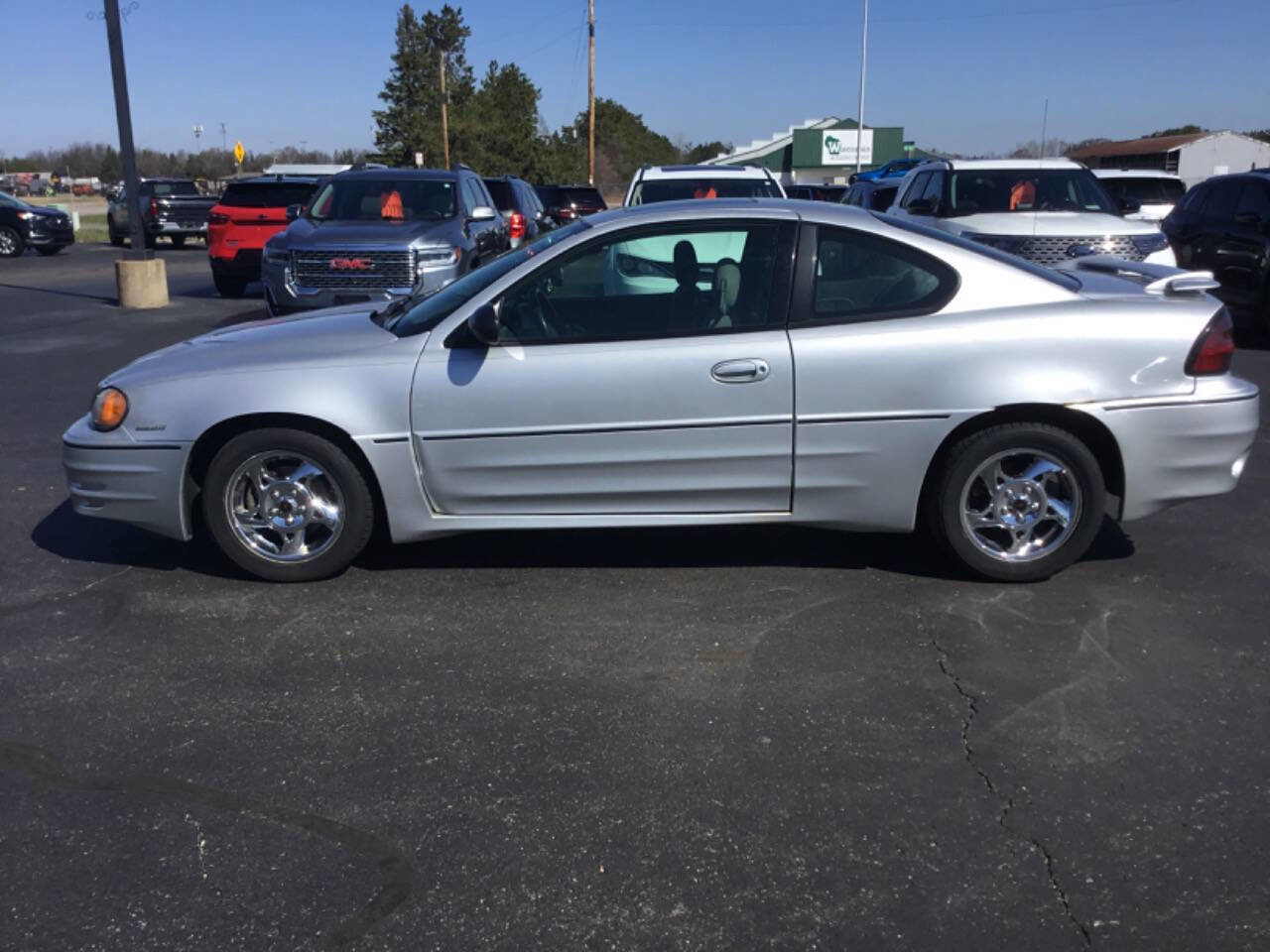 Used 2005 Pontiac Grand Am GT image 2