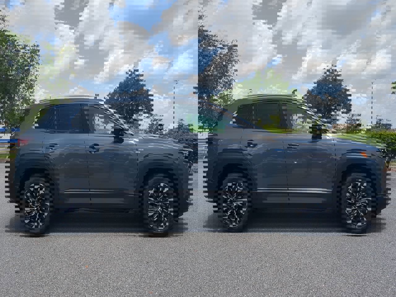 New 2025 MAZDA CX-50 2.5 Hybrid w/ Premium Plus Pkg image 2