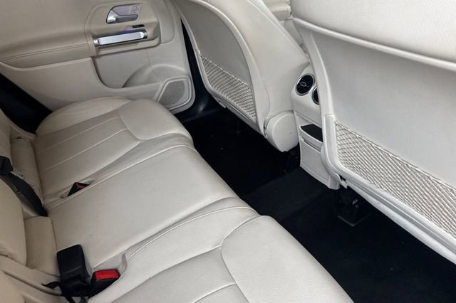 Used 2022 Mercedes-Benz GLB 250 image 18
