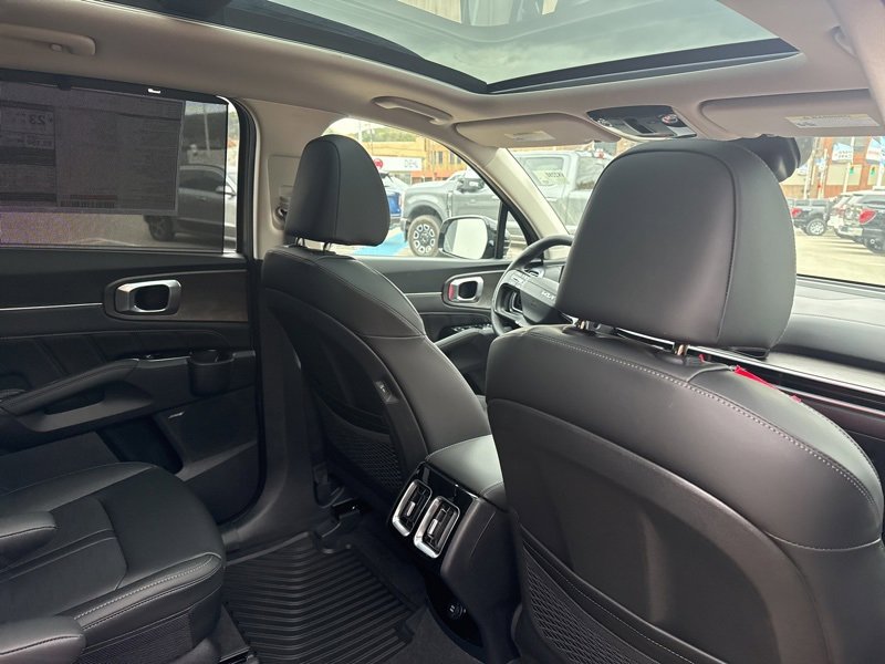 New 2026 Kia Sorento SX image 16