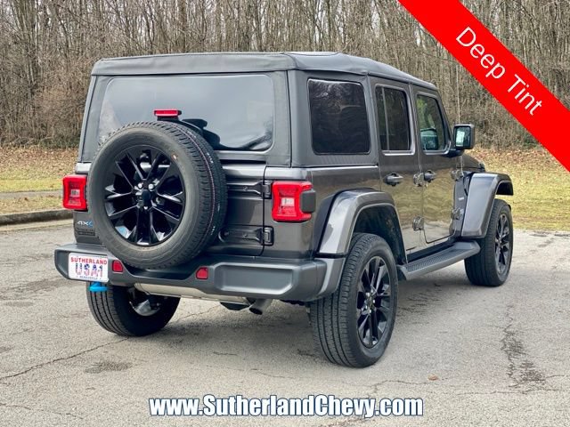 Used 2022 Jeep Wrangler Unlimited Sahara AWD/4WD image 7