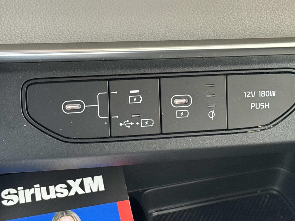 New 2025 Kia Carnival SX Prestige FWD image 33