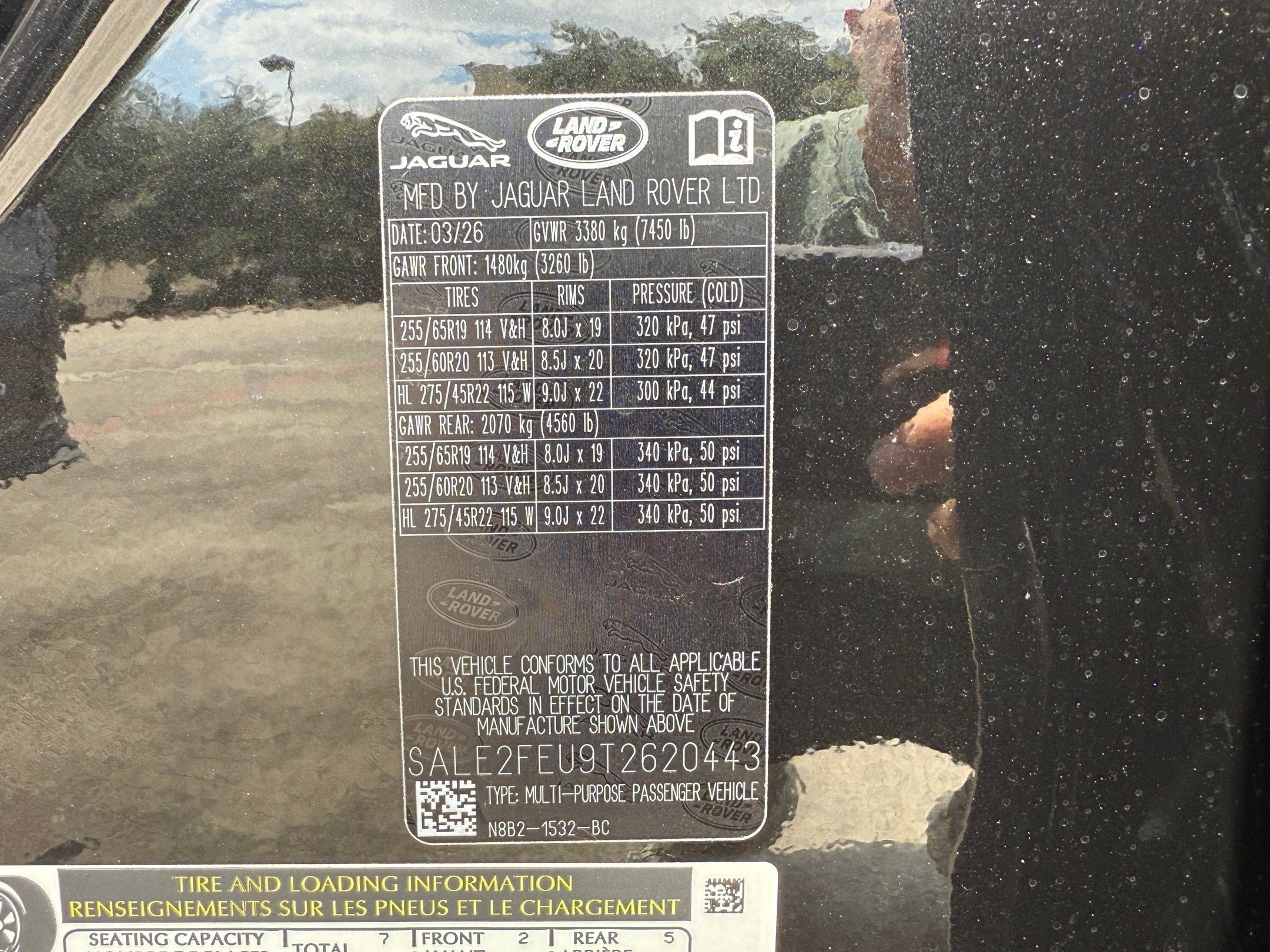 Used 2026 Land Rover Defender 130 X-Dynamic SE AWD/4WD image 20