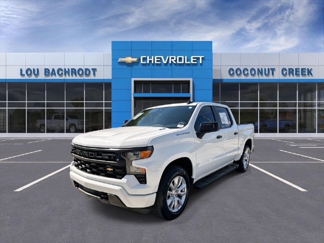 Used 2025 Chevrolet Silverado 1500 Custom RWD image 4