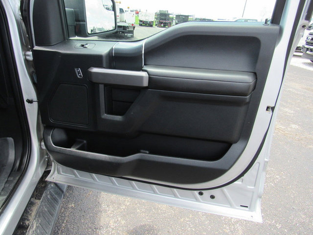 Used 2019 Ford F150 XLT w/ Equipment Group 302A Luxury AWD/4WD image 13