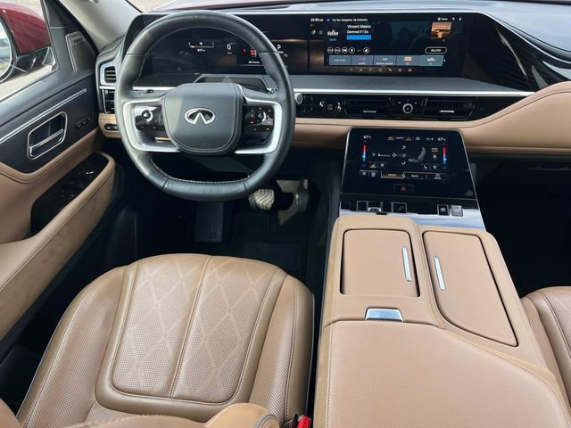 Used 2025 INFINITI QX80 Sensory image 18