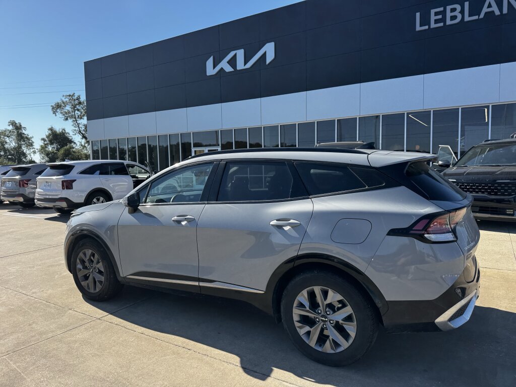 Certified 2024 Kia Sportage SX FWD image 24