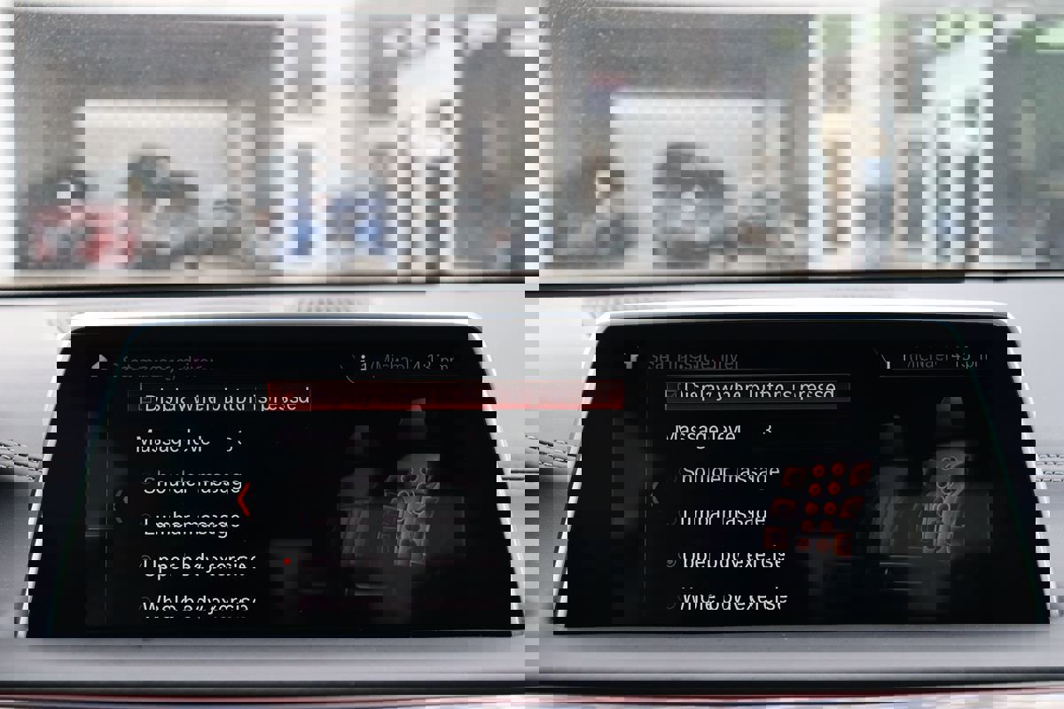 Used 2019 BMW 750i xDrive w/ Luxury Rear Seating Package image 30