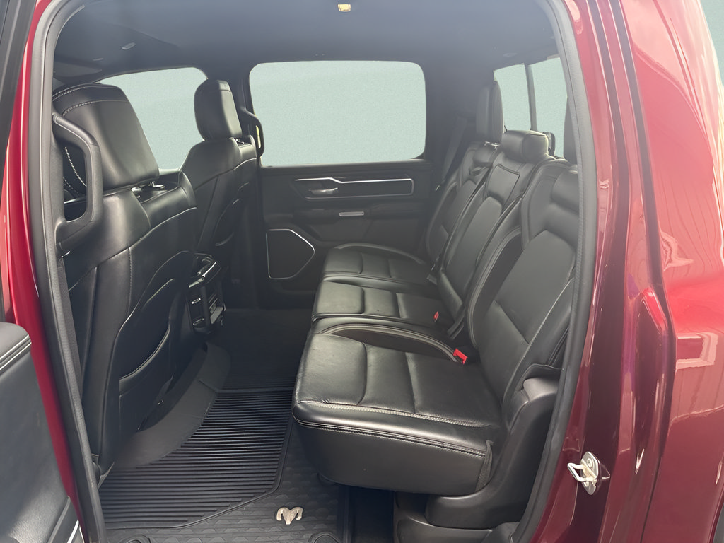 Used 2022 RAM 1500 Laramie AWD/4WD image 6