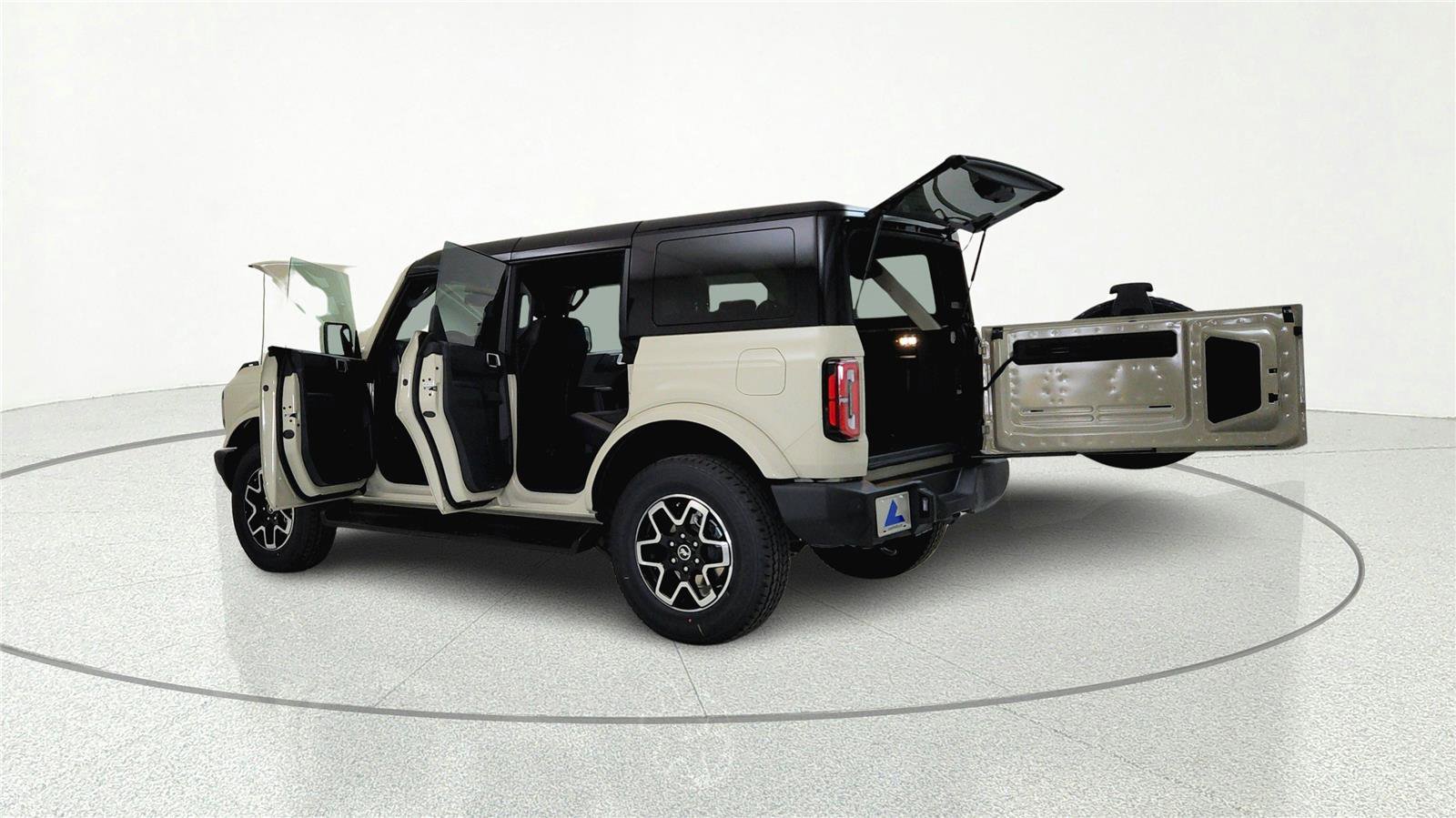New 2026 Ford Bronco Outer Banks image 35