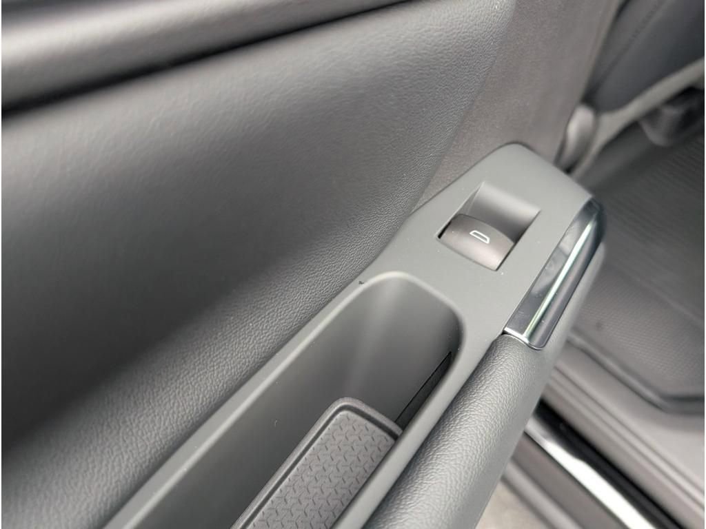 New 2026 Chevrolet Traverse Z71 w/ Driver Confidence Package image 12