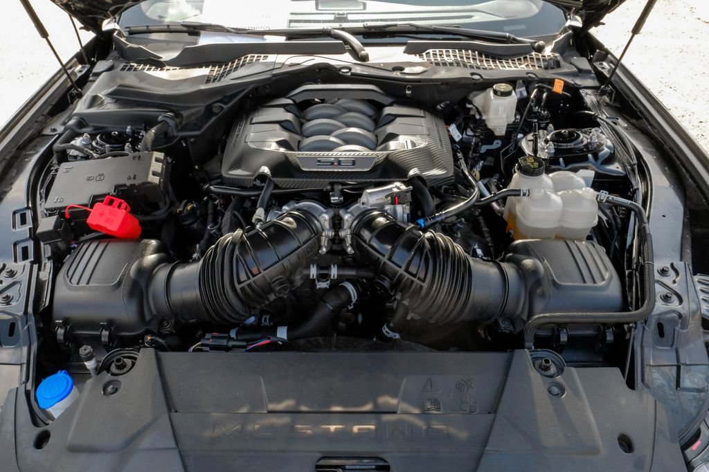 Used 2025 Ford Mustang GT Premium RWD image 47
