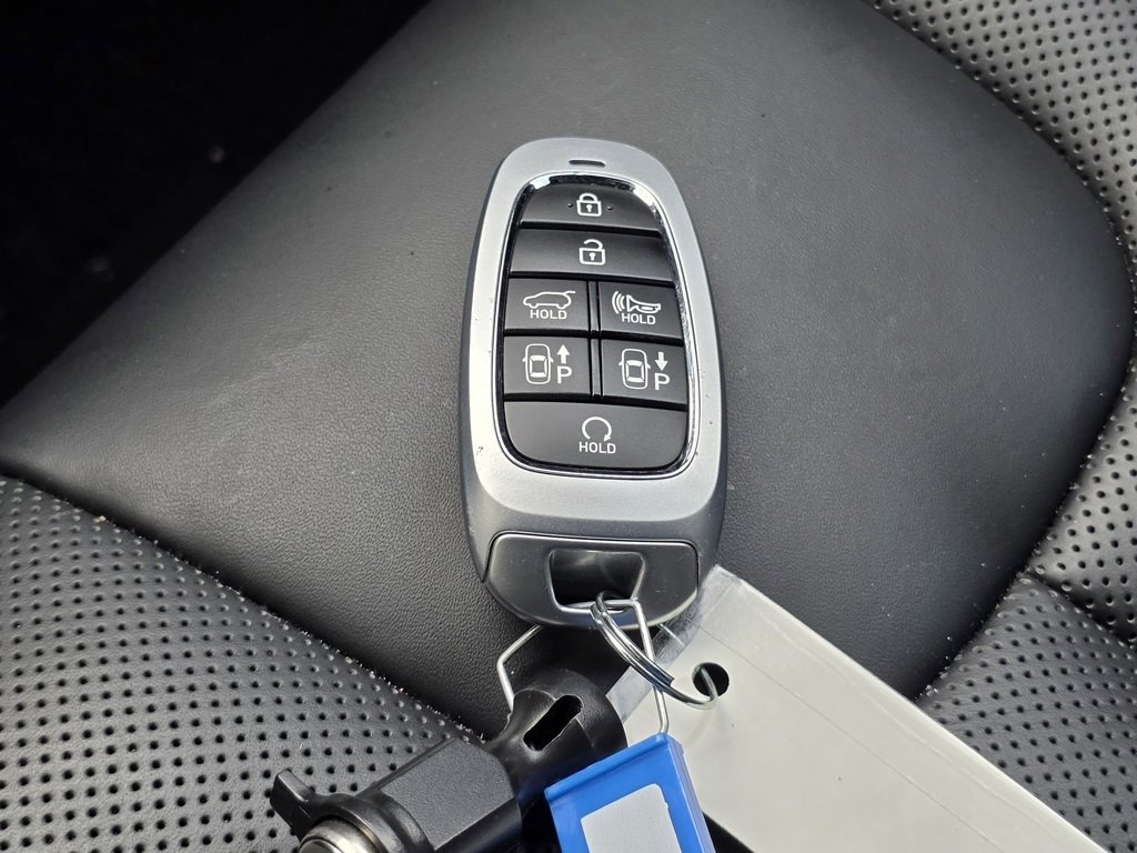 Certified 2025 Hyundai Palisade Calligraphy image 40