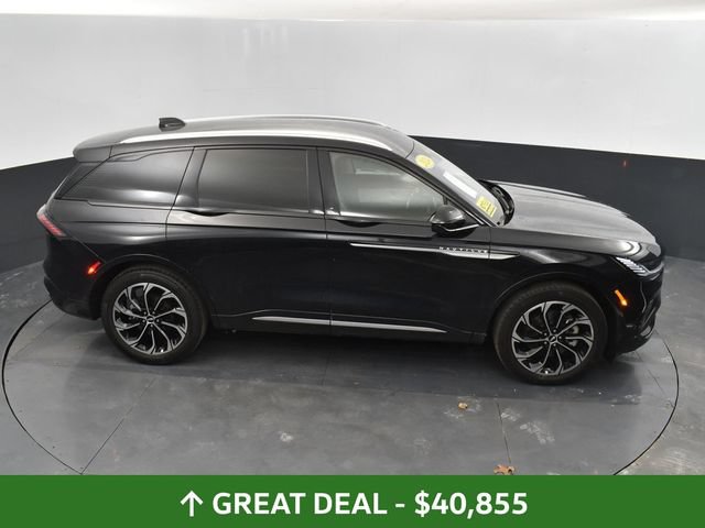Used 2024 Lincoln Nautilus Reserve AWD/4WD image 39