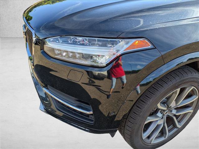 Used 2017 Volvo XC90 T6 Momentum w/ Vision Package AWD/4WD image 9