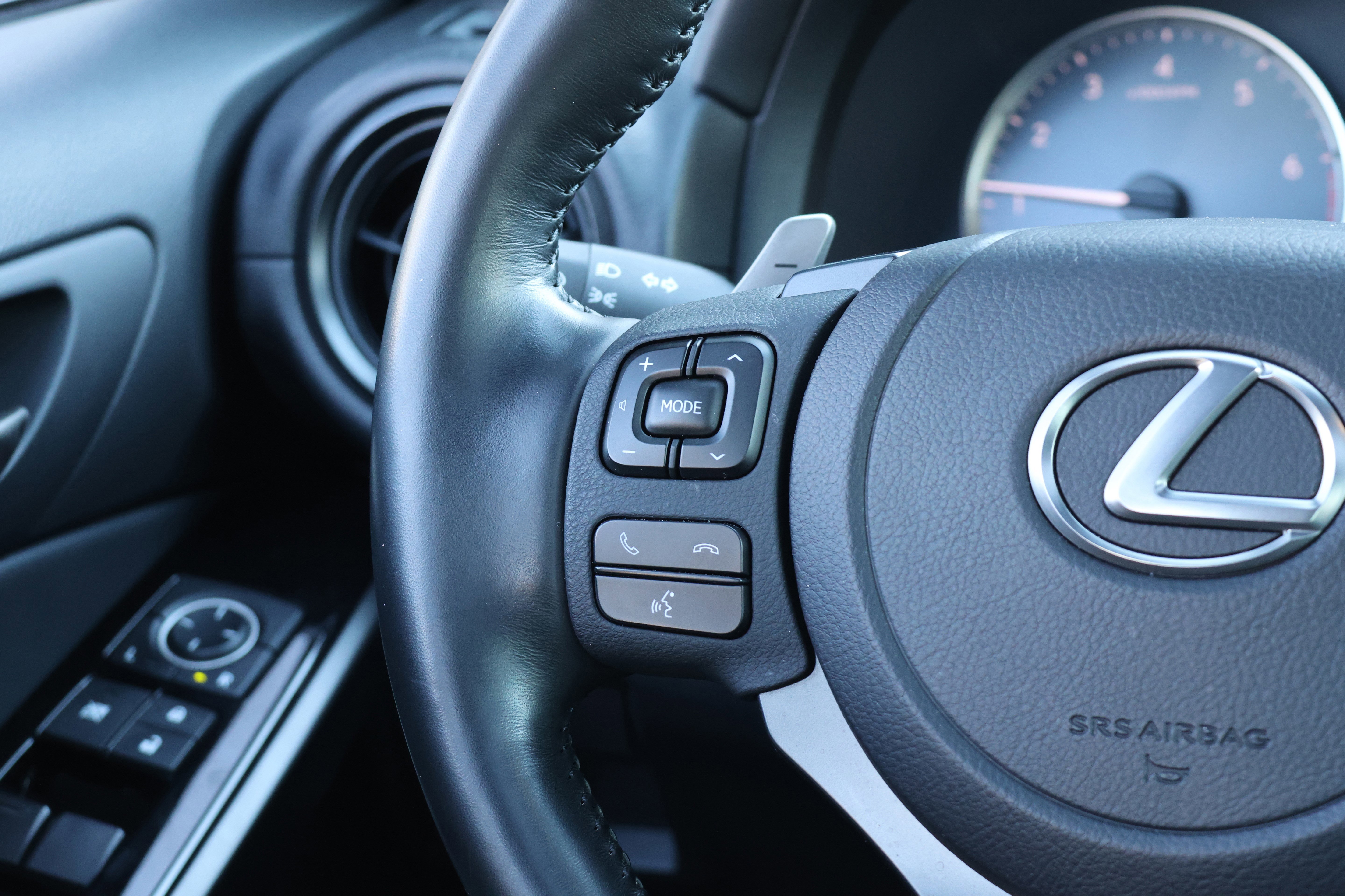 Used 2025 Lexus IS 300 w/ Comfort Package image 17