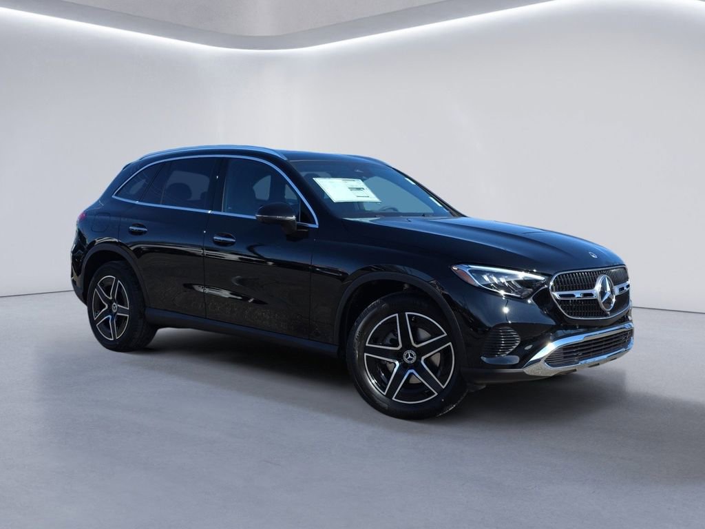 New 2026 Mercedes-Benz GLC 300 4MATIC image 2