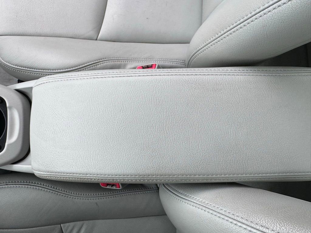 Used 2010 Toyota Prius Two FWD image 17