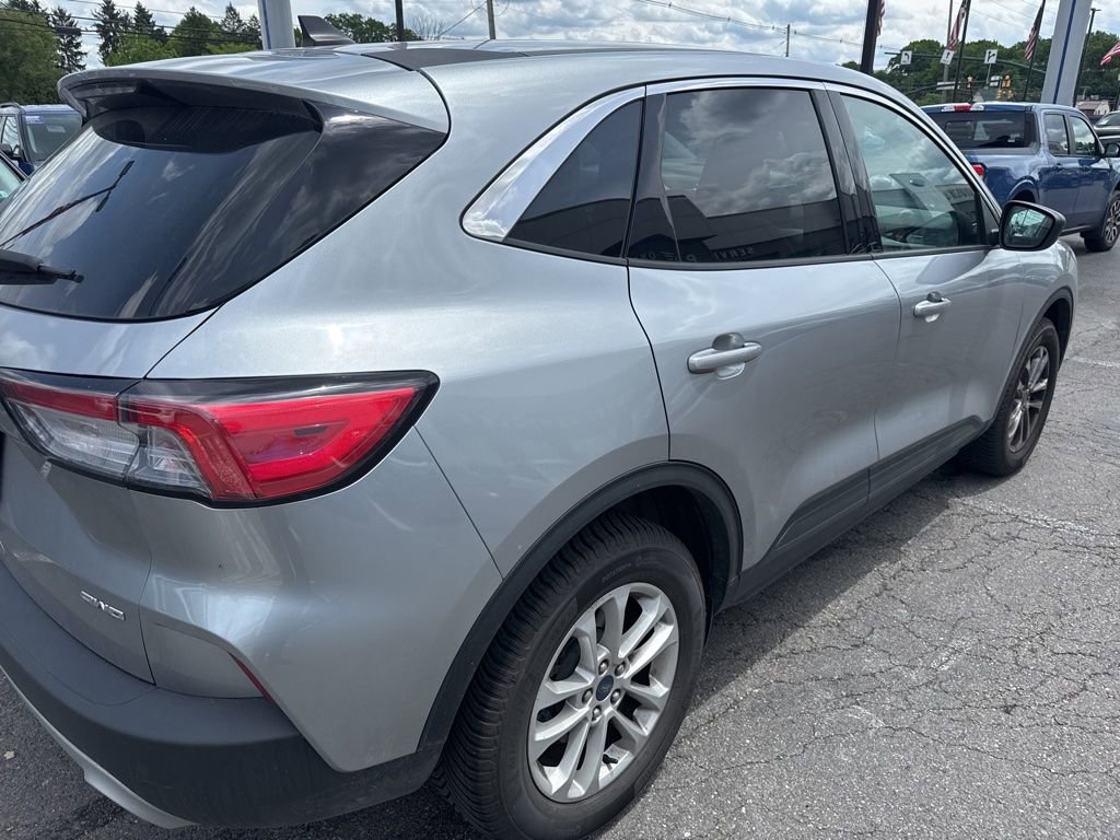 Used 2022 Ford Escape SE w/ Convenience Package AWD/4WD image 5