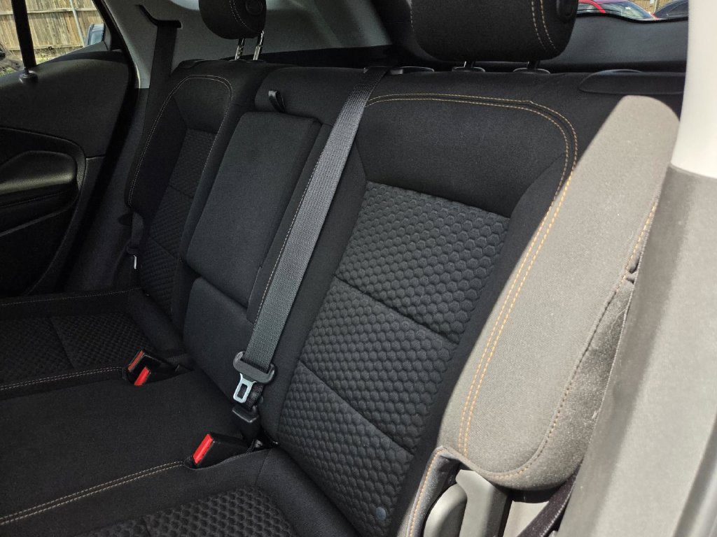 Used 2020 GMC Terrain SLE FWD image 13