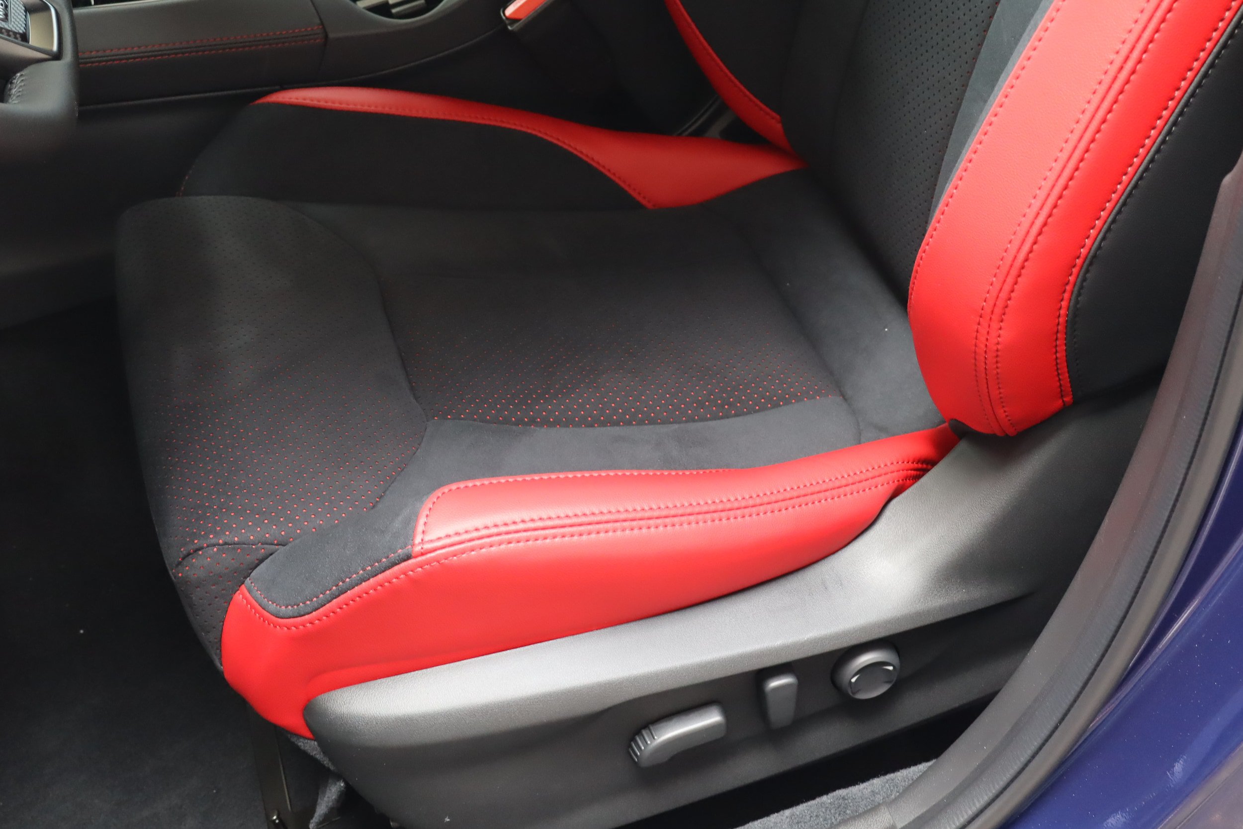 New 2026 Subaru WRX Limited AWD/4WD image 10