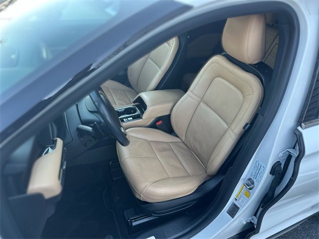 Used 2021 Lincoln Corsair Reserve w/ Elements Package image 12