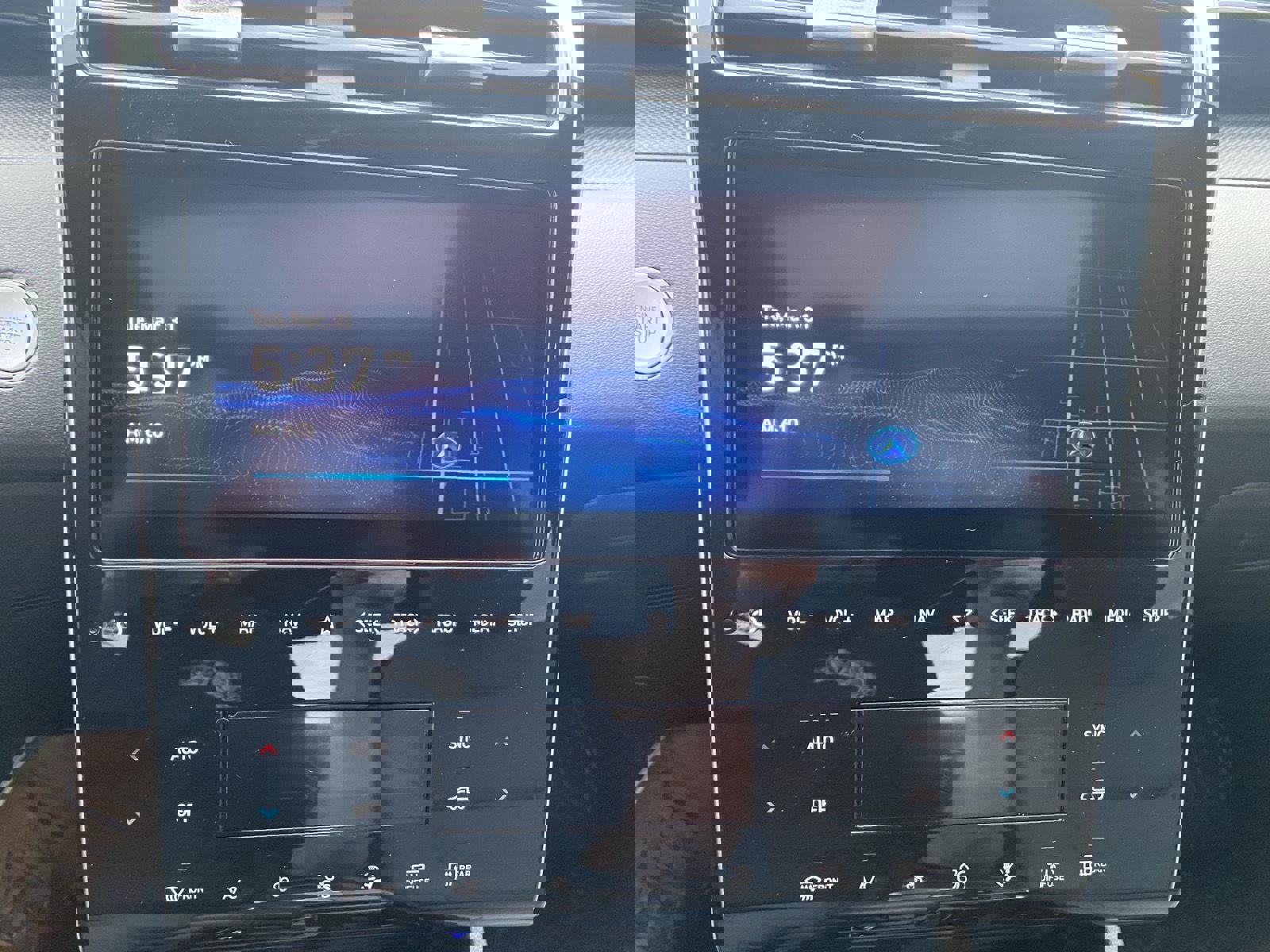 Used 2024 Hyundai Santa Cruz SEL w/ Activity Package image 32