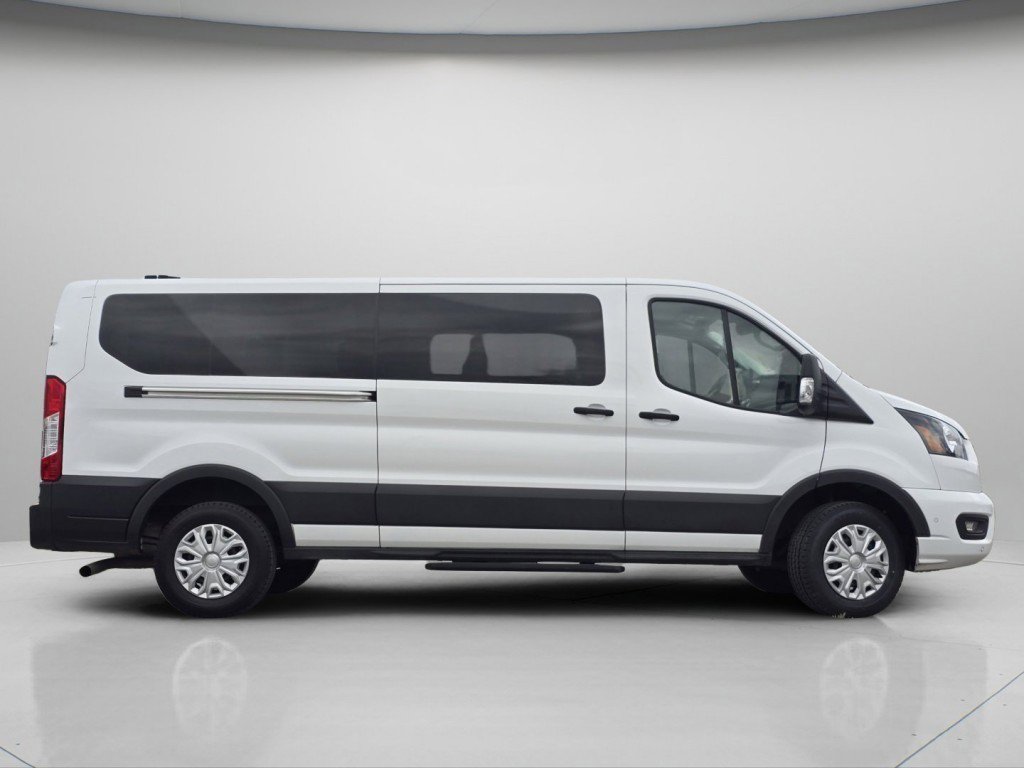 Used 2023 Ford Transit 350 XLT image 20