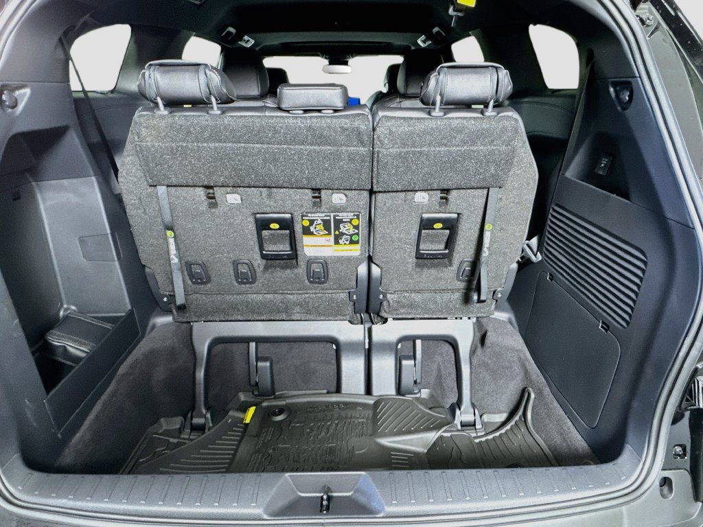 New 2026 Toyota Sienna XLE Woodland Edition AWD/4WD image 28