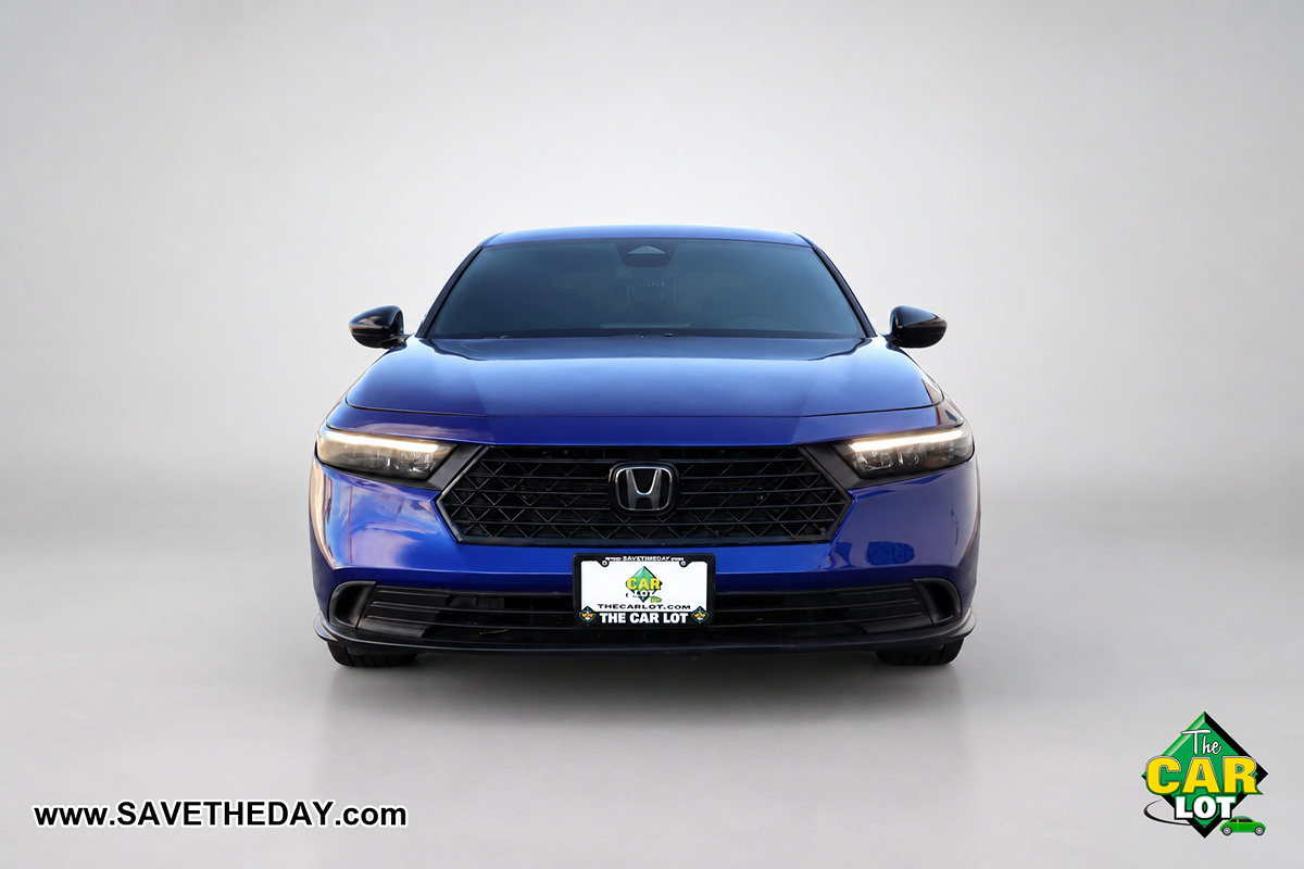 Used 2023 Honda Accord Sport image 11