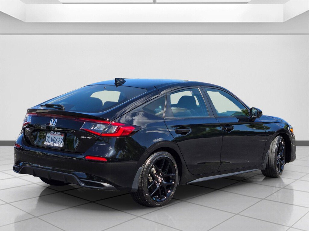 Certified 2024 Honda Civic Sport image 5