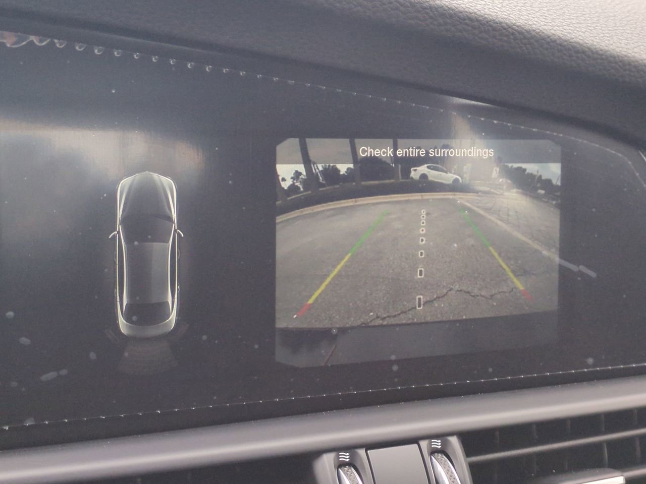 New 2025 Alfa Romeo Giulia w/ Driving Assist Package RWD image 18
